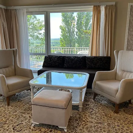 Sofia - Pool, Sauna & Nature Escape בית נופש וארנה