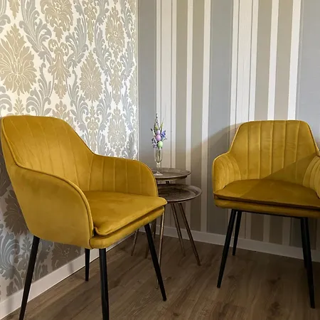 Sofia - Pool, Sauna & Nature Escape בית נופש *