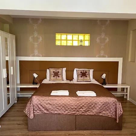 Holiday home Sofia - Pool, Sauna & Nature Escape Varna