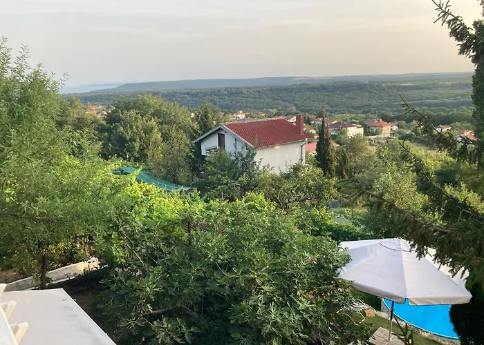 Sofia - Pool, Sauna & Nature Escape بيت للعطل فارنا