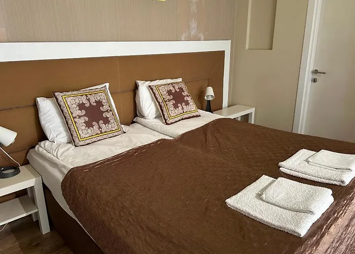 Sofia - Pool, Sauna & Nature Escape بيت للعطل *