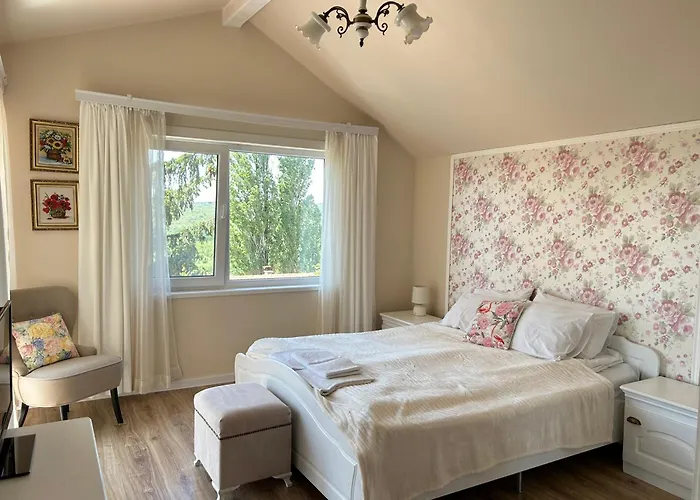 Sofia - Pool, Sauna & Nature Escape * فارنا