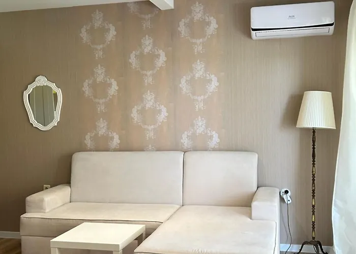 Sofia - Pool, Sauna & Nature Escape فارنا