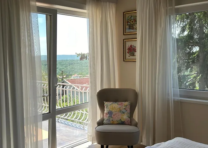 Sofia - Pool, Sauna & Nature Escape * فارنا